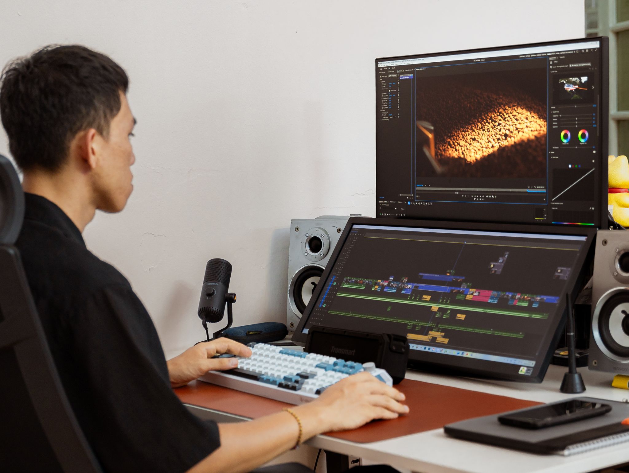 Hậu trường dựng timeline video doanh nghiệp trên Premiere Pro tại VuHueStudio Thủ Đức