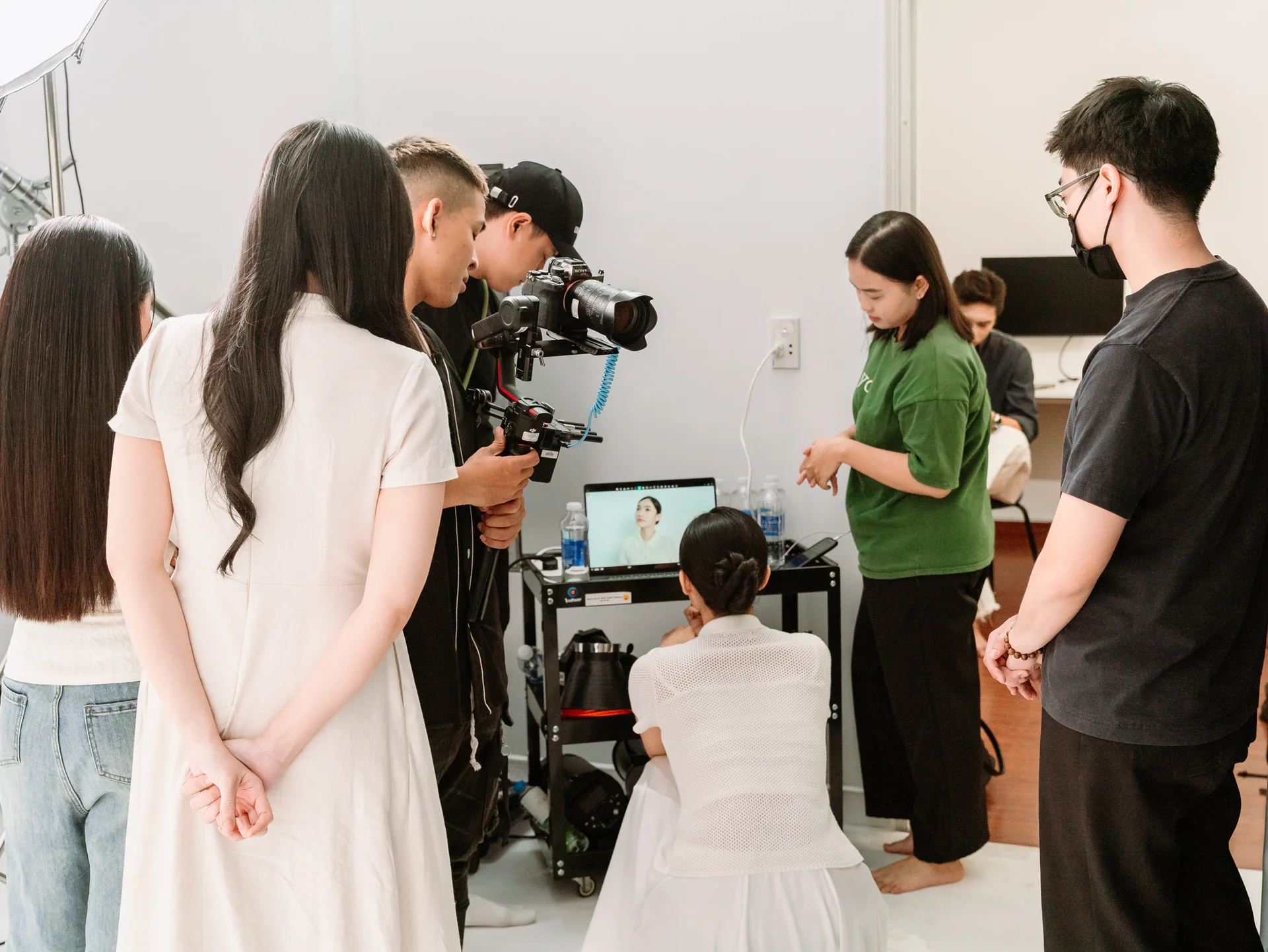 Hậu trường buổi mỹ phẩm agency tại VuHue Studio Thủ Đức, beauty
